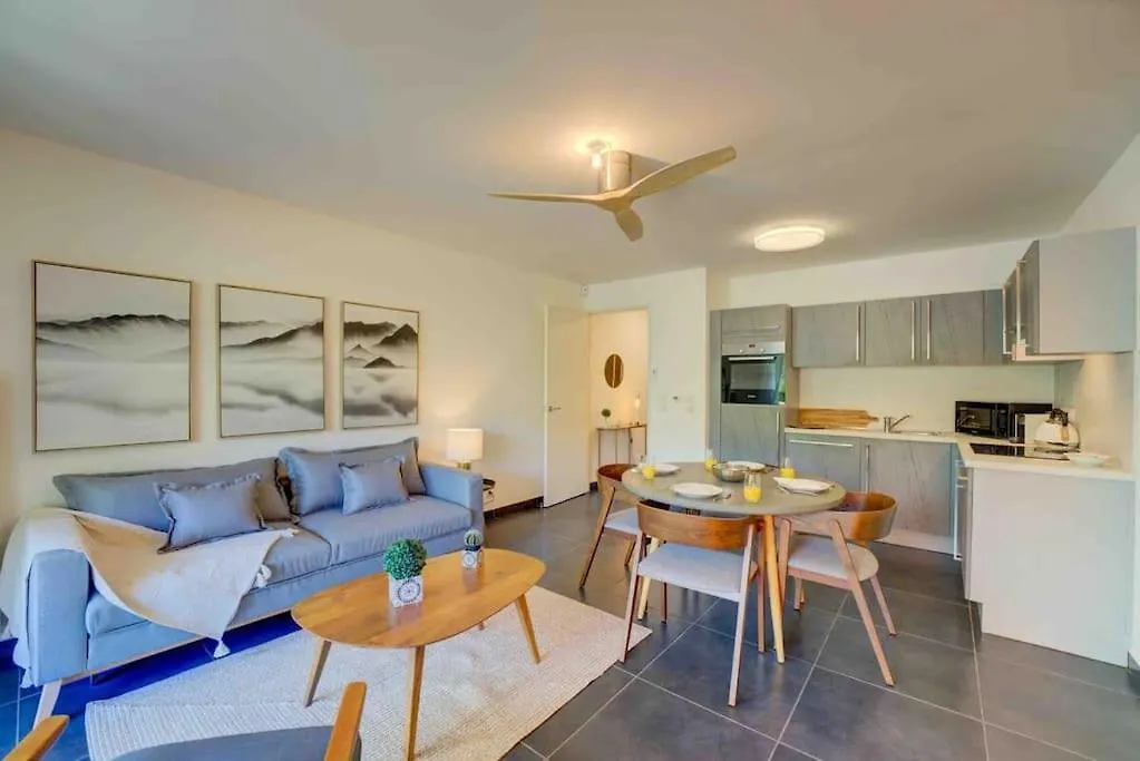 Stylish 1Bdr Apt W/Huge Balcony/Shared Roof Pool Cannes Frankrike